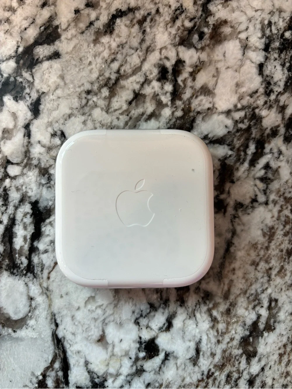 Brand New Sealed Apple EarPods 3.5mm Jack Headphones with Mic - 2 available!